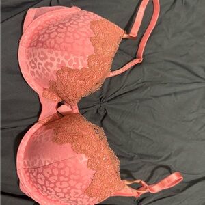 Victoria's Secret Coral Lace Leopard Bra